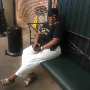 Meet your Posher, Paula